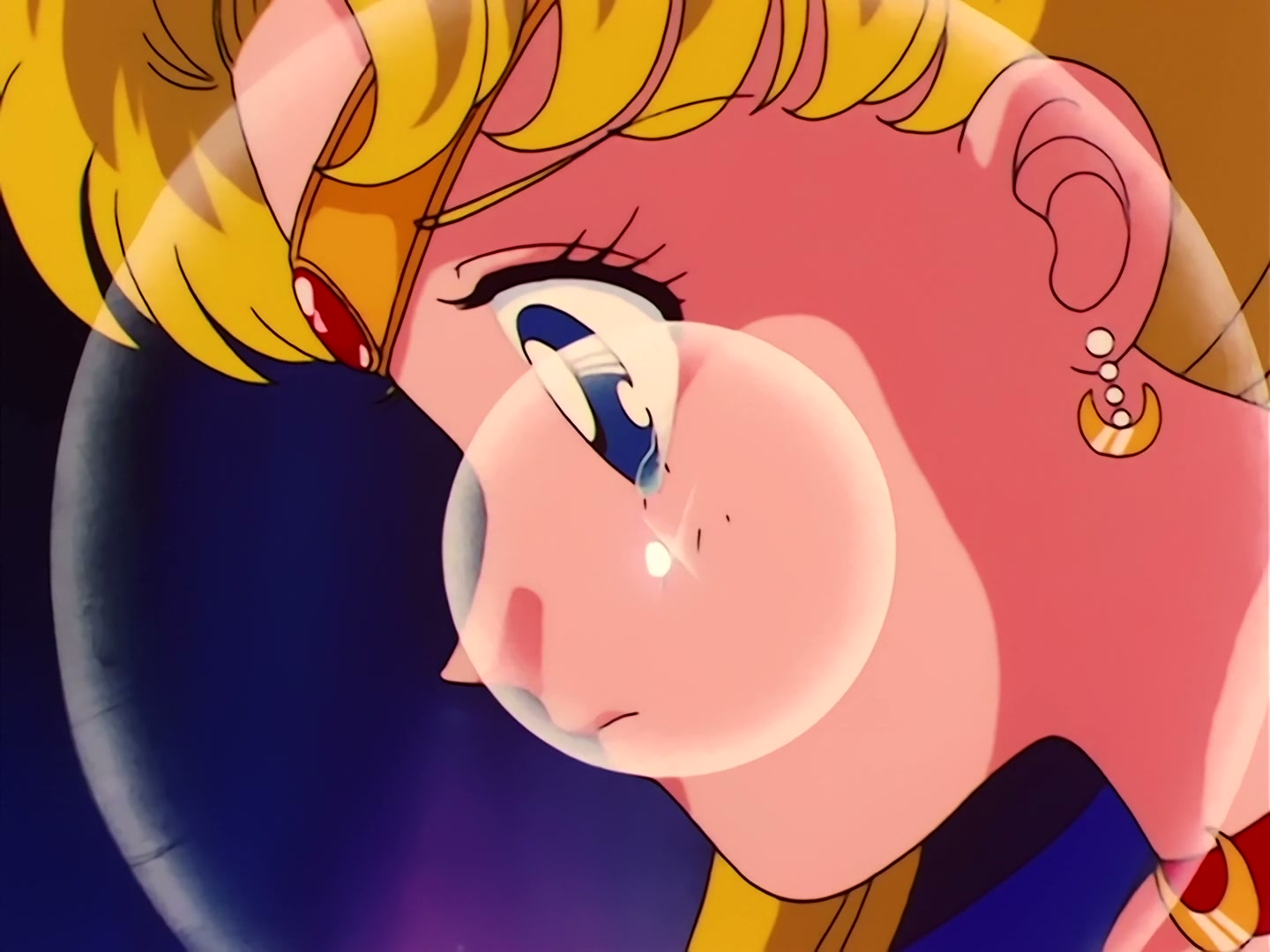 Sailor Moon Ep 34: The Sparkling Silver Crystal! The Moon Princess Appears @ 00:20:29