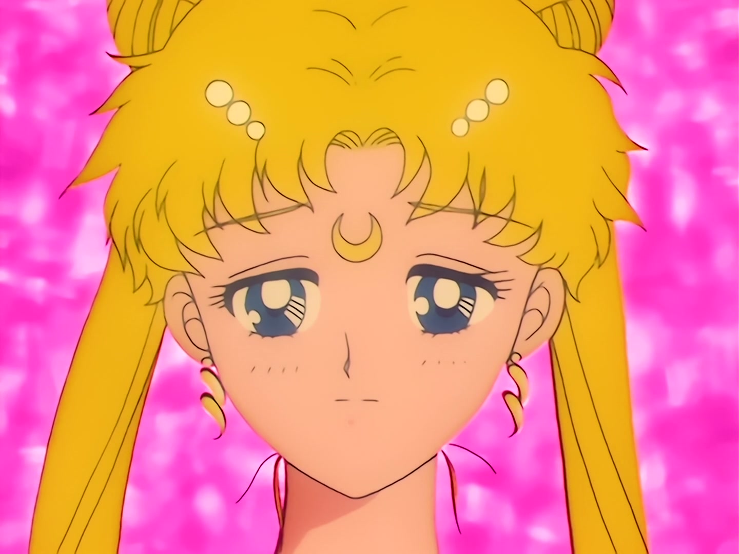 Sailor Moon Ep 34: The Sparkling Silver Crystal! The Moon Princess Appears @ 00:22:00