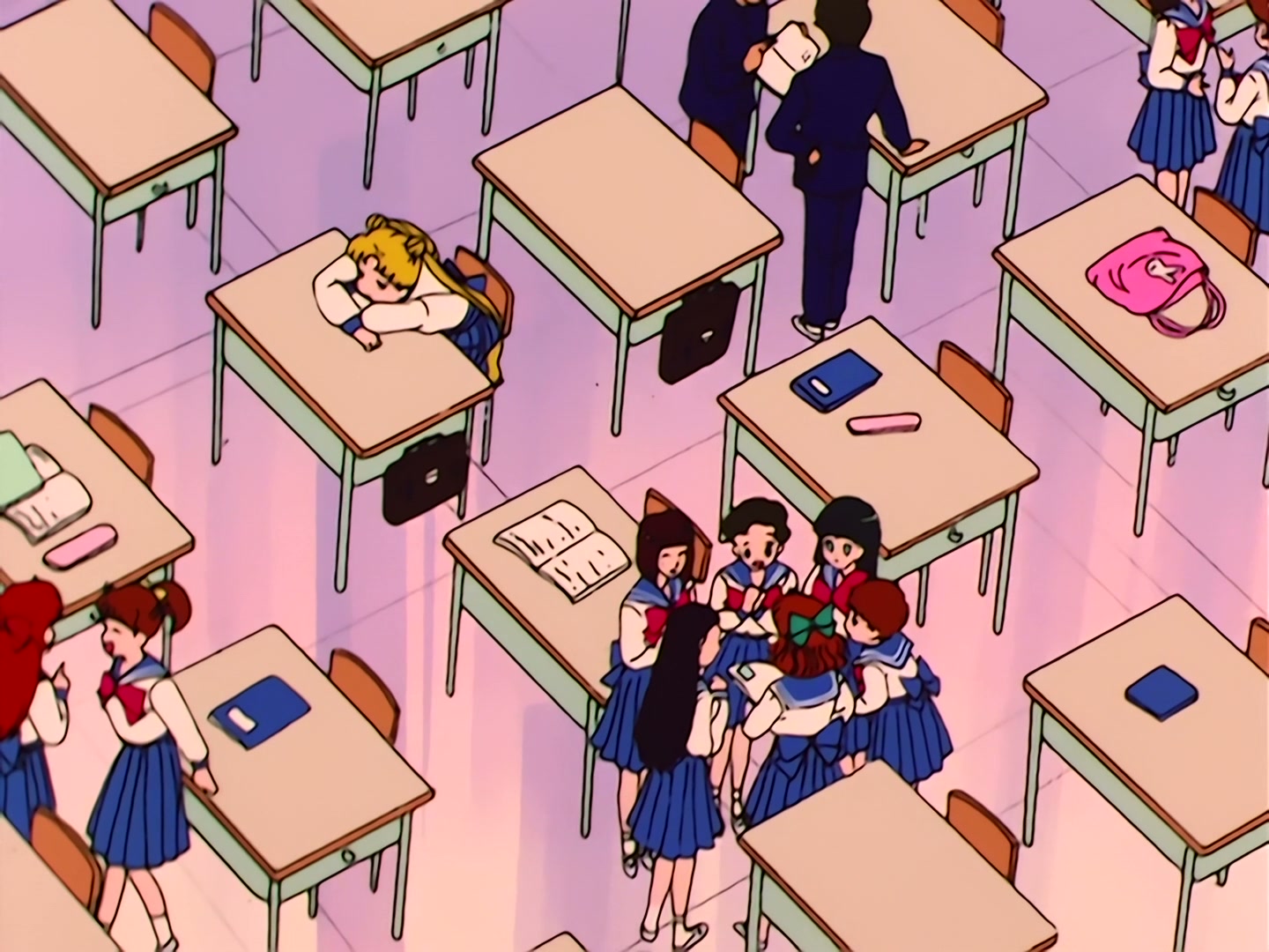 Sailor Moon Ep 36: Usagi is Confused! Is Tuxedo Mask Evil? @ 00:03:26