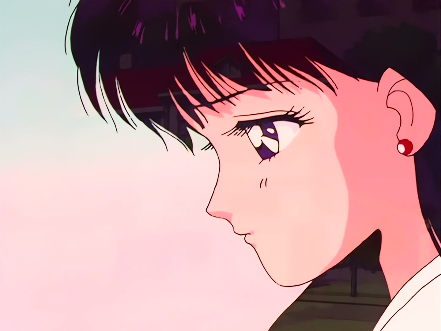 Sailor Moon Ep 36: Usagi is Confused! Is Tuxedo Mask Evil? @ 00:05:32