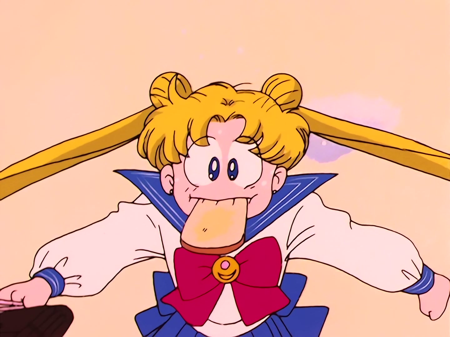 Sailor Moon Ep 37: Aim to be a Princess? Usagi's Weird Training @ 00:02:17