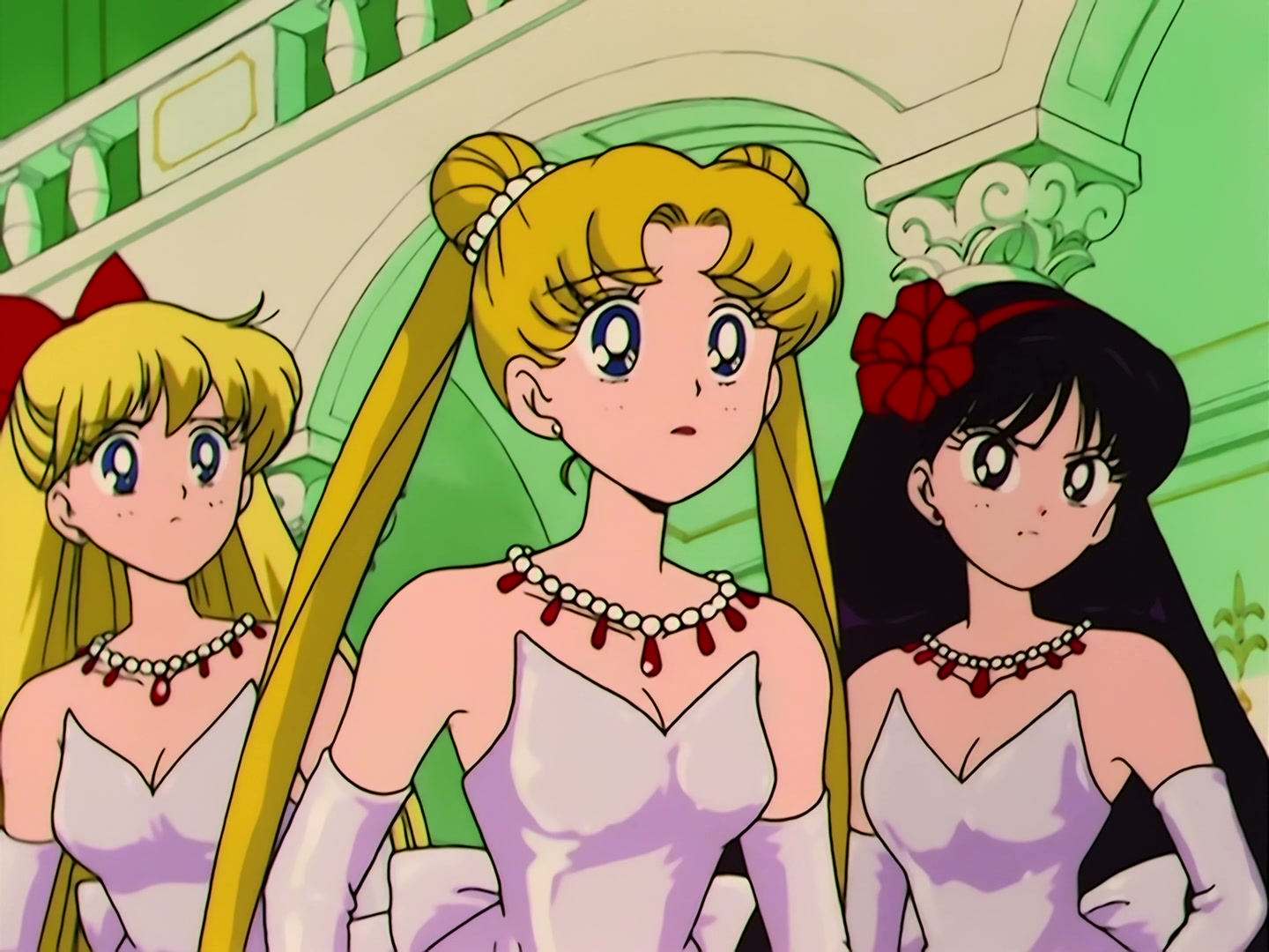 Sailor Moon Ep 37: Aim to be a Princess? Usagi's Weird Training @ 00:15:43