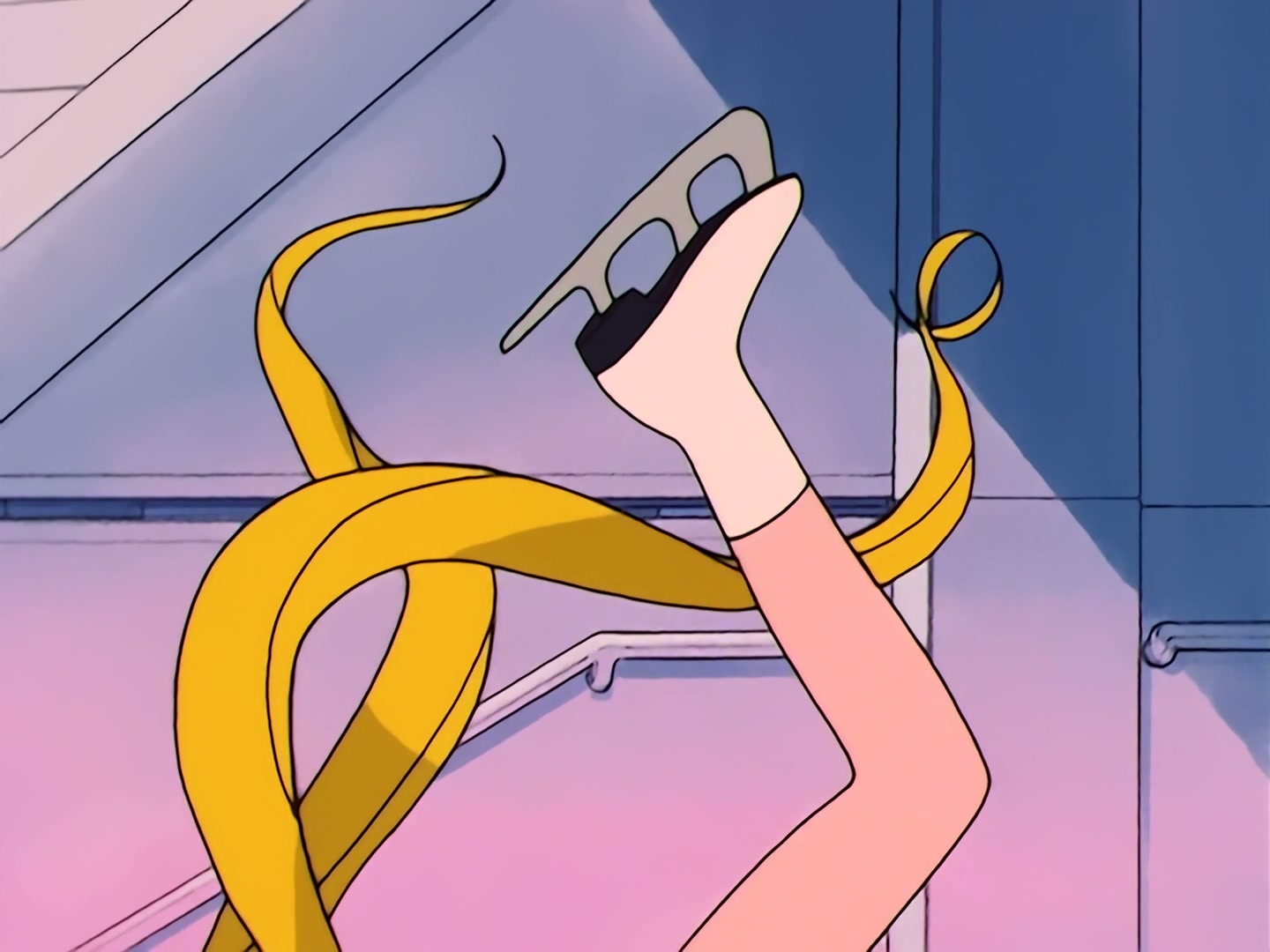 Sailor Moon Ep 39: Paired with a Monster? Ice Queen Makoto @ 00:05:45