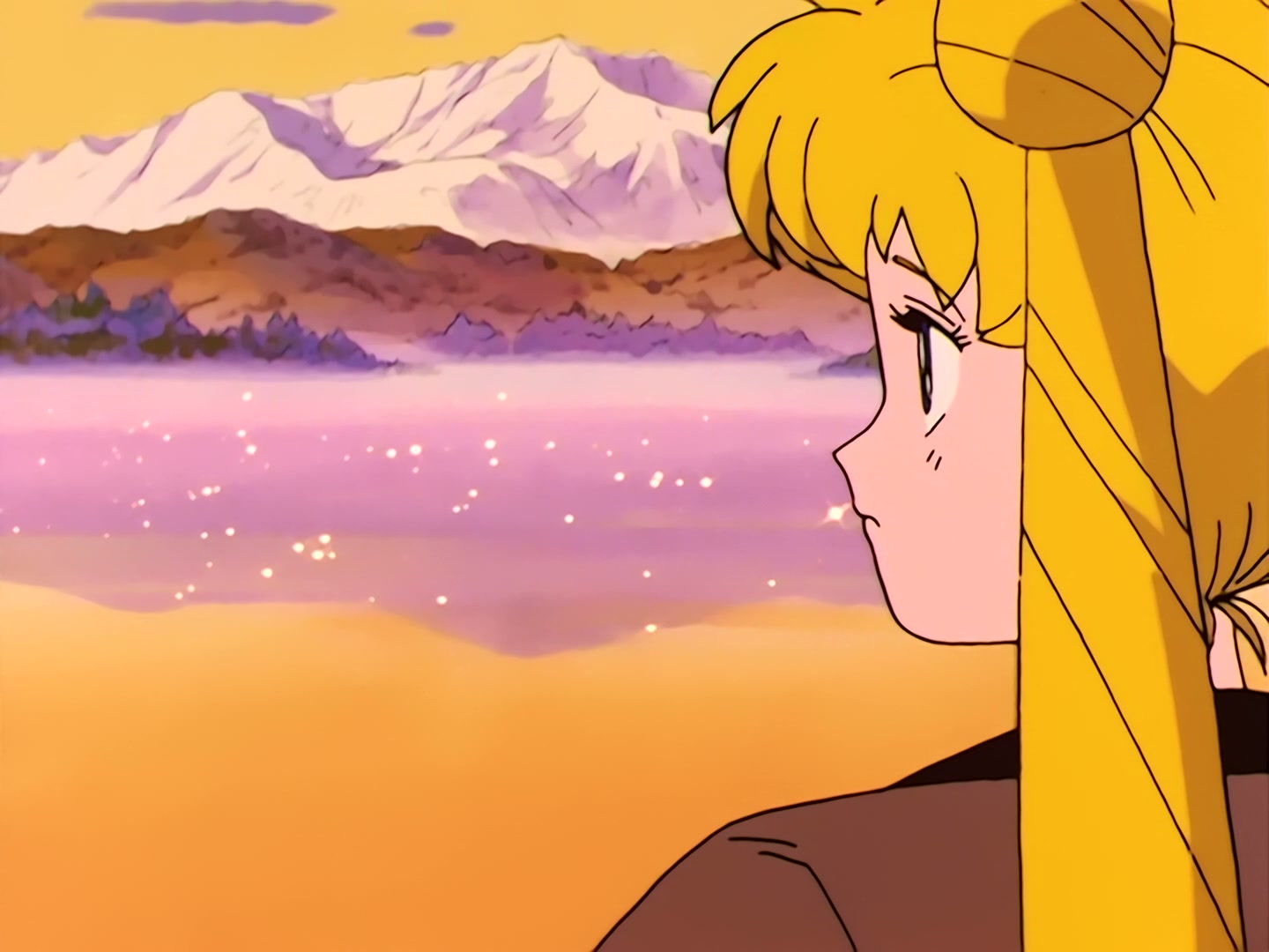 Sailor Moon Ep 40: The Legendary Lake Monster! Usagi's Family Ties @ 00:09:13