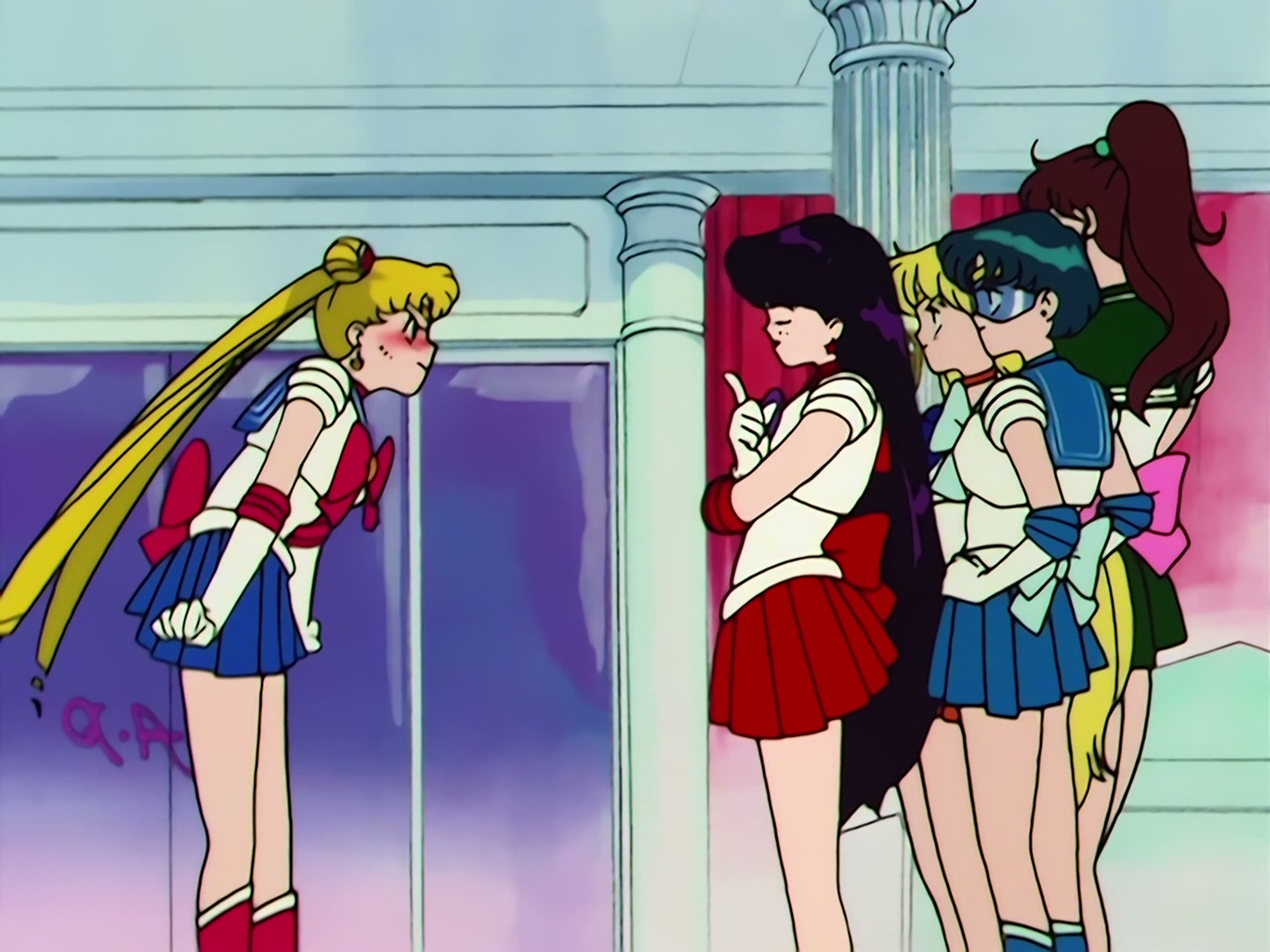 Sailor Moon Ep 43: Is Usagi Going It Alone? The Sailor Guardians Get into a Big Fight @ 00:05:19