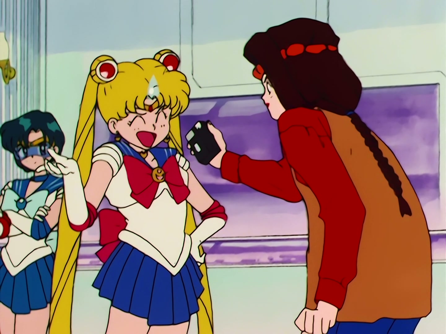 Sailor Moon Ep 43: Is Usagi Going It Alone? The Sailor Guardians Get into a Big Fight @ 00:06:24