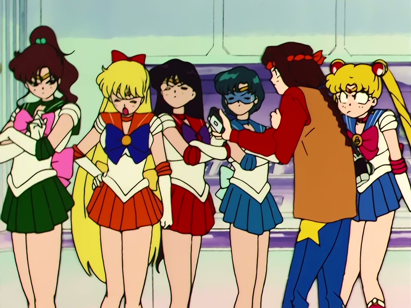 Sailor Moon Ep 43: Is Usagi Going It Alone? The Sailor Guardians Get into a Big Fight @ 00:06:37