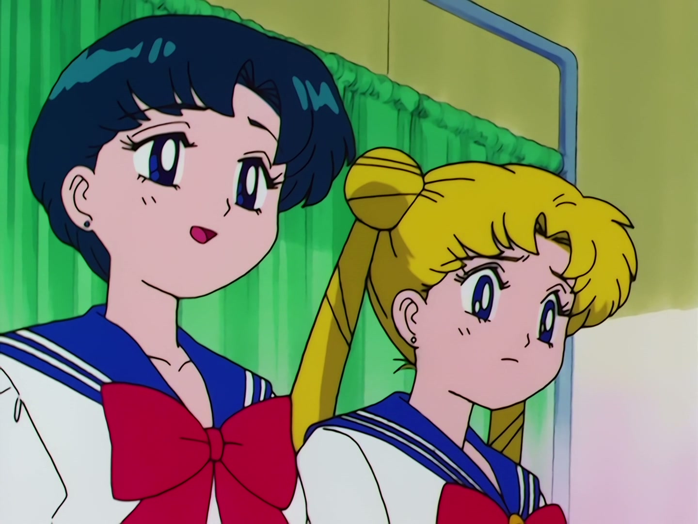 Sailor Moon Ep 49: For Whom is the White Rose? The Moonlight Knight Appears @ 00:06:24