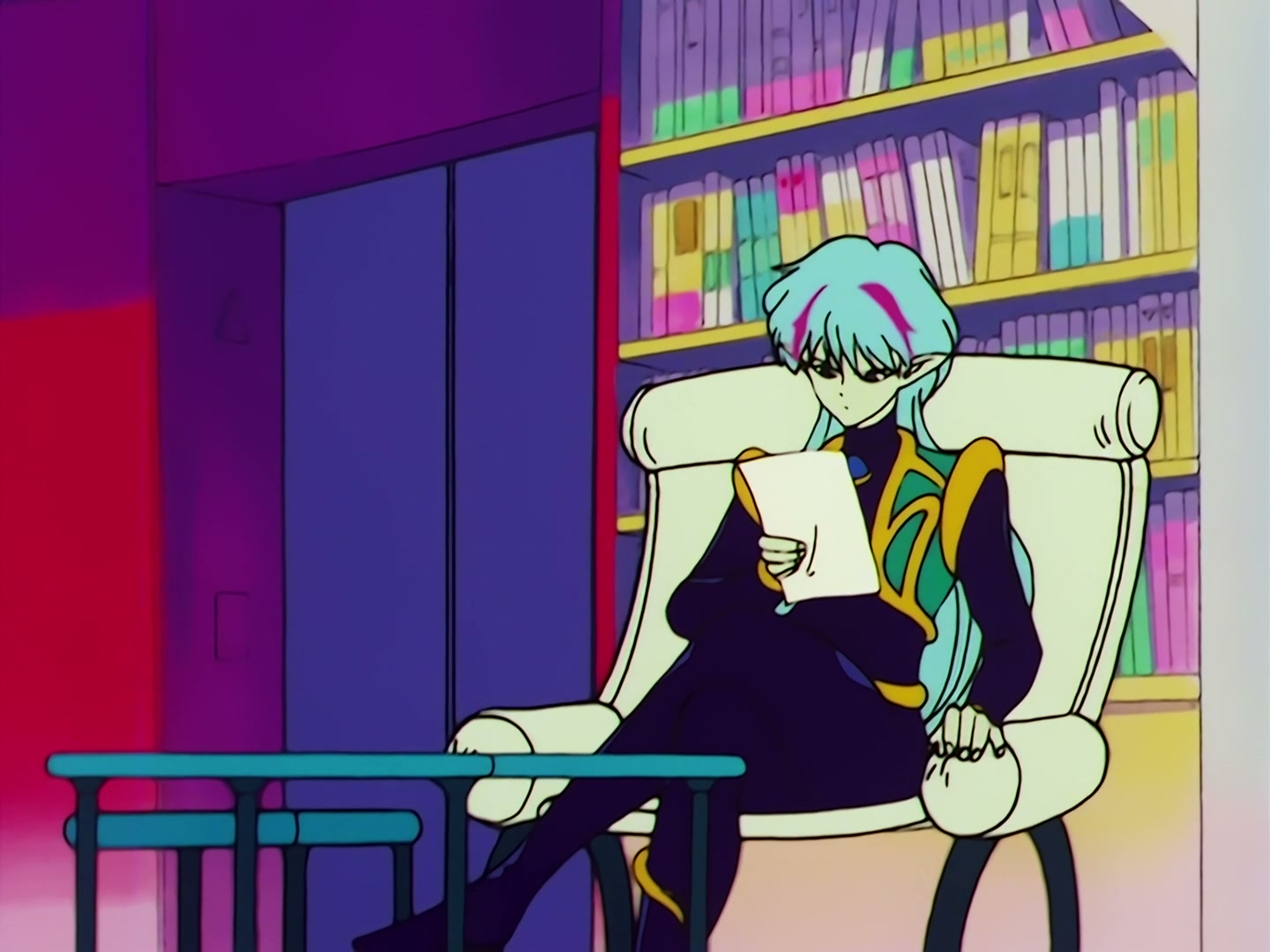 Sailor Moon Ep 50: Usagi's Crisis! The Tiara Doesn't Work @ 00:03:05