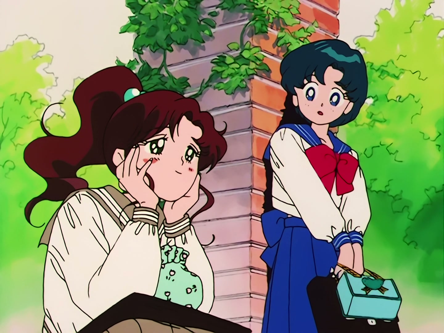 Sailor Moon Ep 55: Is Seijuro the Moonlight Knight? Mako-chan Falls in Love @ 00:02:30