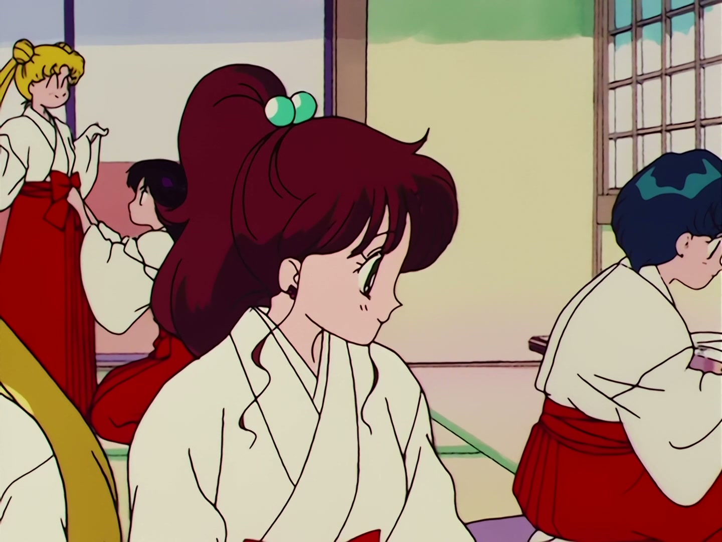 Sailor Moon Ep 63: Women Must Be Strong and Beautiful! Rei's New Special Move @ 00:03:39