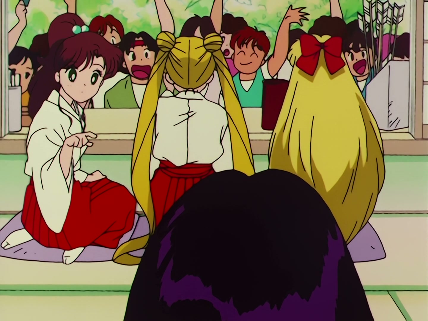 Sailor Moon Ep 63: Women Must Be Strong and Beautiful! Rei's New Special Move @ 00:04:10