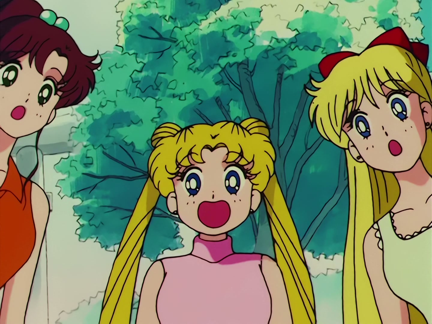 Sailor Moon Ep 67: The Ocean! The Island! A Vacation! A Break for the Guardians @ 00:02:43