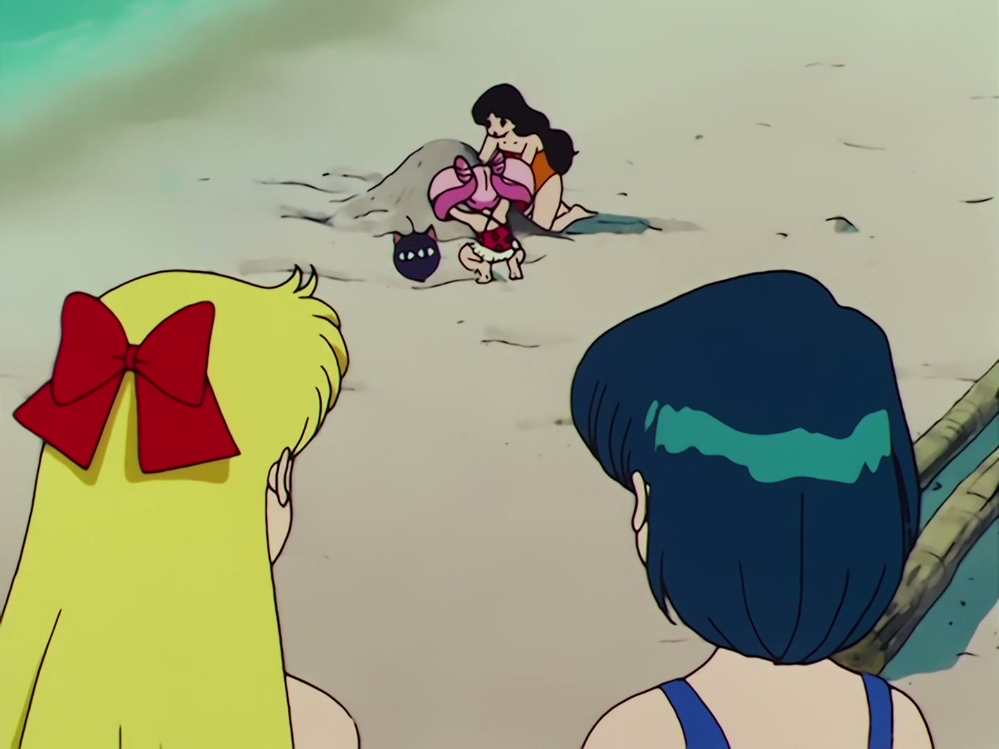 Sailor Moon Ep 67: The Ocean! The Island! A Vacation! A Break for the Guardians @ 00:06:37