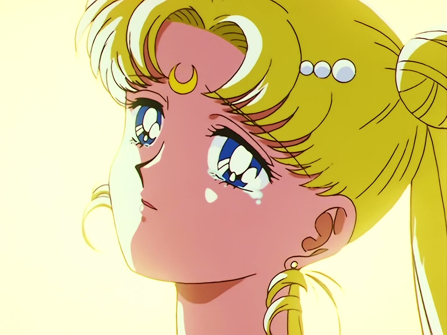 Sailor Moon Ep 69: Awaken, Sleeping Beauty! Mamoru's Distress @ 00:03:22