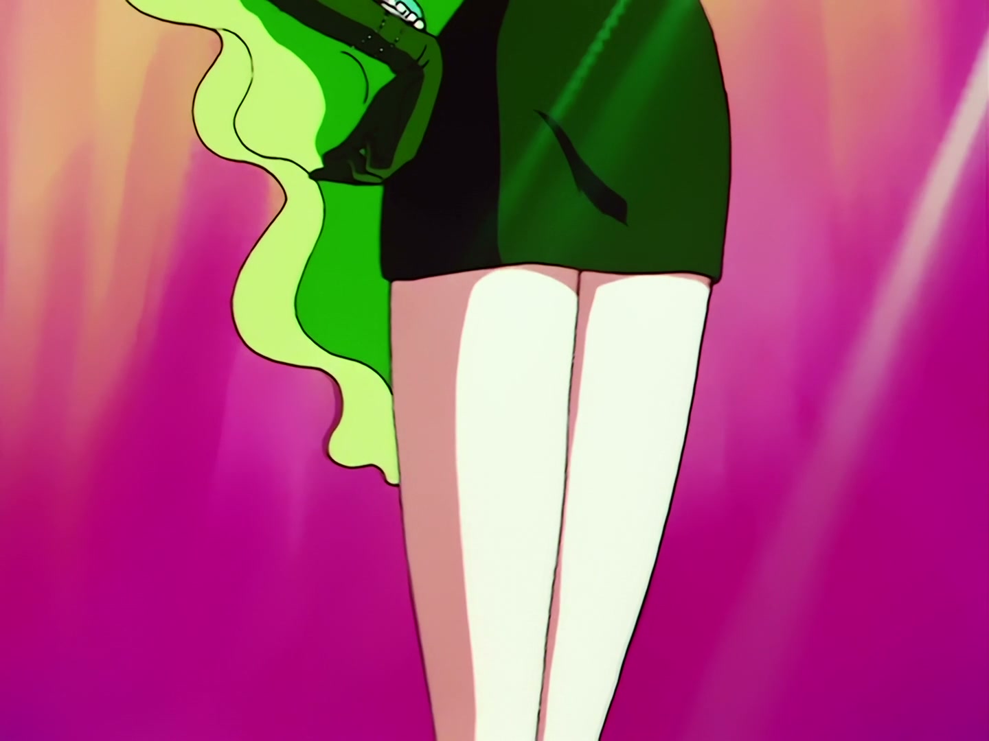 Sailor Moon Ep 73: A UFO Appears! The Sailor Guardians are Captured @ 00:03:48