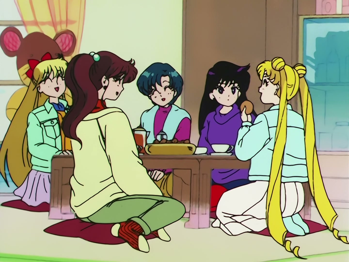 Sailor Moon Ep 73: A UFO Appears! The Sailor Guardians are Captured @ 00:07:03
