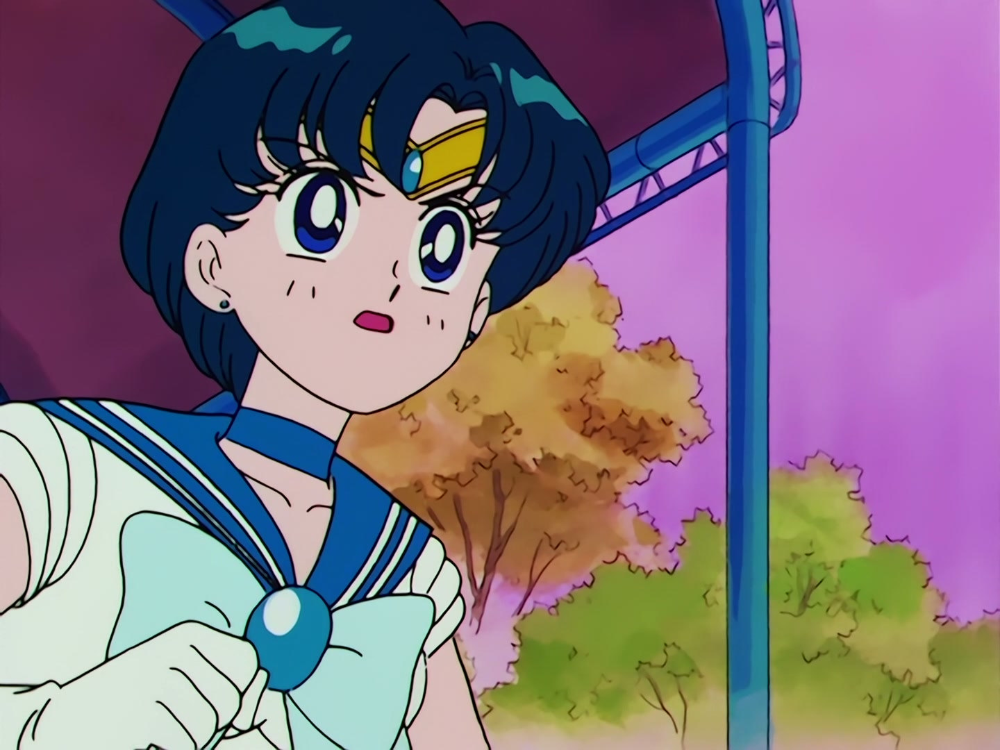 Sailor Moon Ep 73: A UFO Appears! The Sailor Guardians are Captured @ 00:12:54