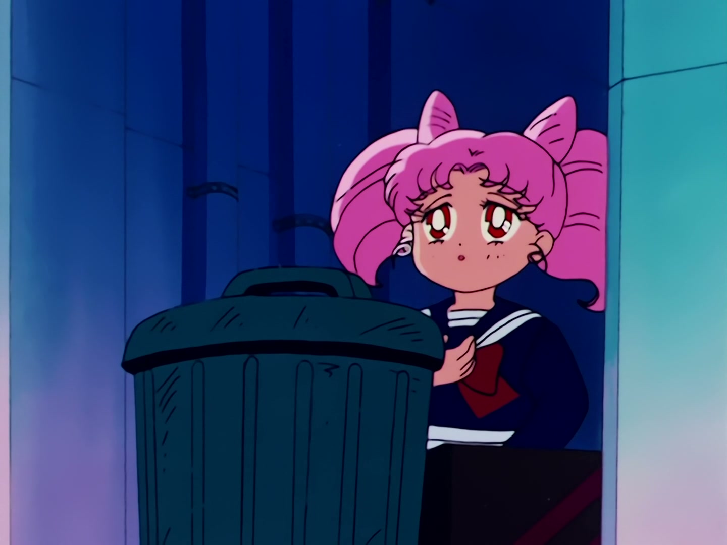 Sailor Moon Ep 73: A UFO Appears! The Sailor Guardians are Captured @ 00:15:04