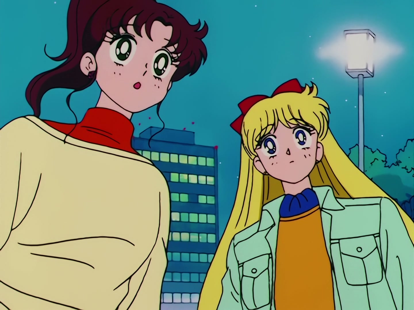 Sailor Moon Ep 73: A UFO Appears! The Sailor Guardians are Captured @ 00:15:17