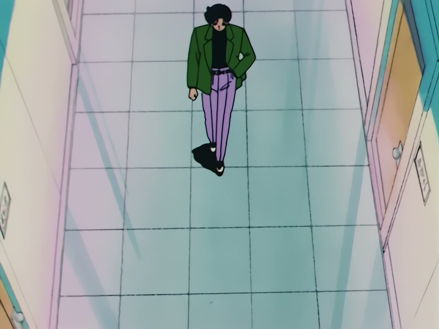 Sailor Moon Ep 73: A UFO Appears! The Sailor Guardians are Captured @ 00:15:21