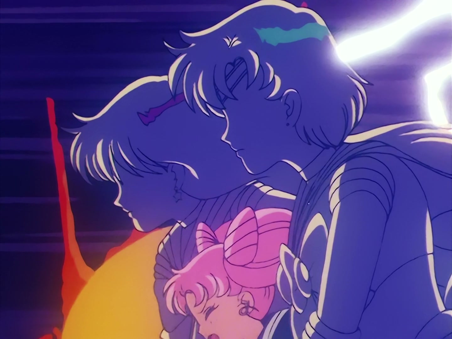 Sailor Moon Ep 73: A UFO Appears! The Sailor Guardians are Captured @ 00:15:43
