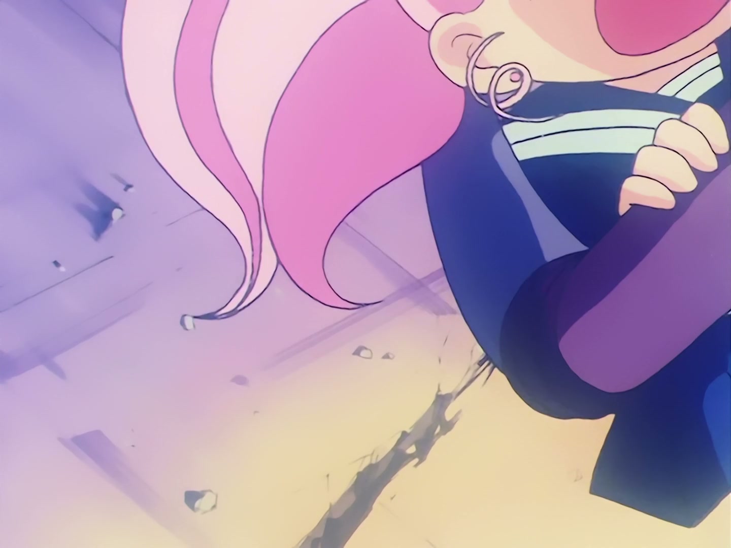 Sailor Moon Ep 73: A UFO Appears! The Sailor Guardians are Captured @ 00:15:52