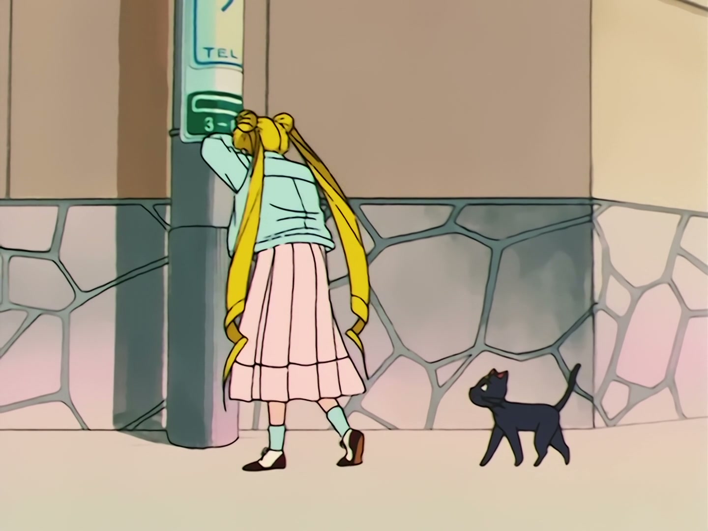 Sailor Moon Ep 76: Magic of Darkness! Esmeraude's Invasion @ 00:03:31