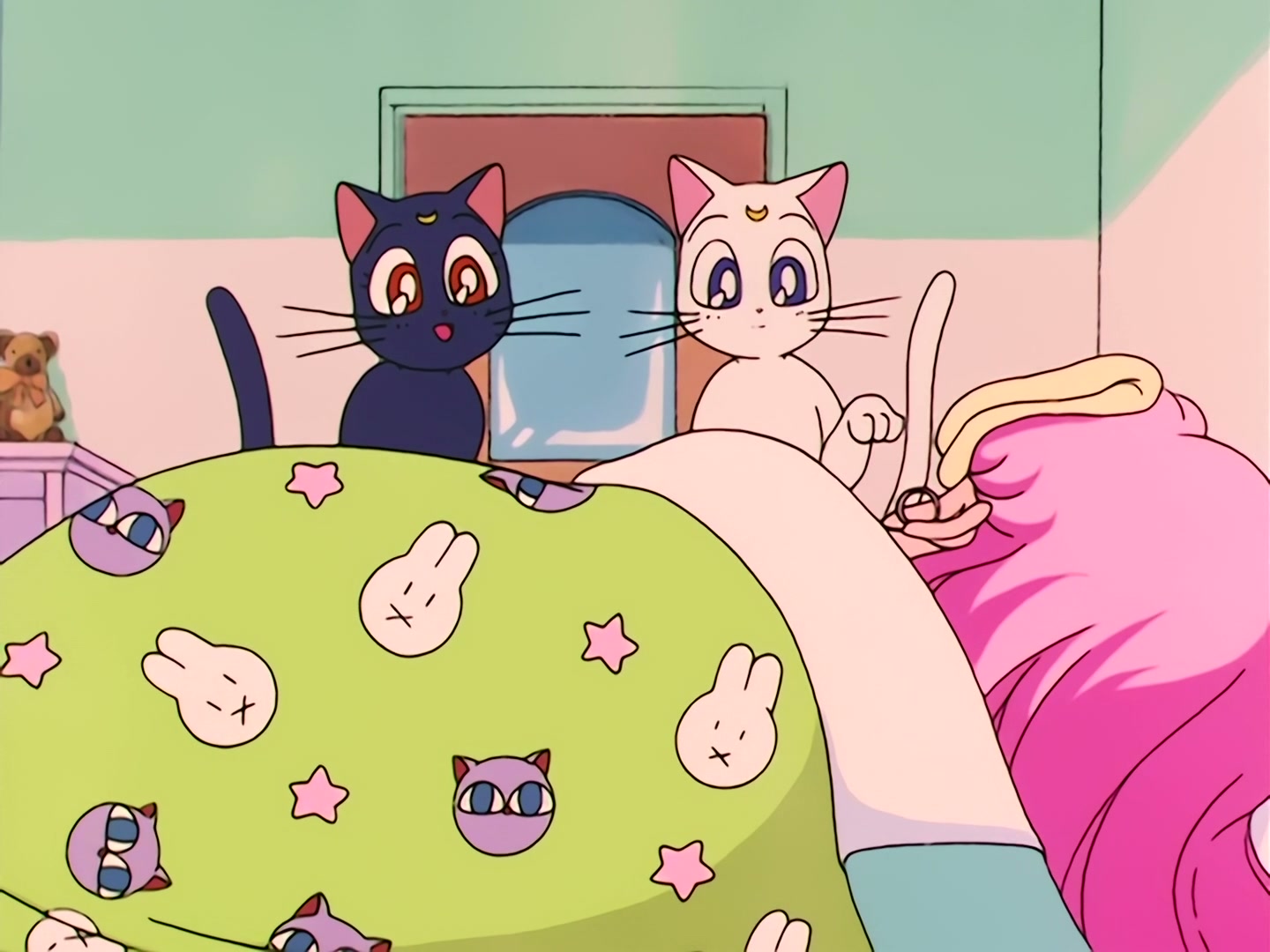 Sailor Moon Ep 81: The Dark Gate is Completed? The Targeted Elementary School @ 00:03:00