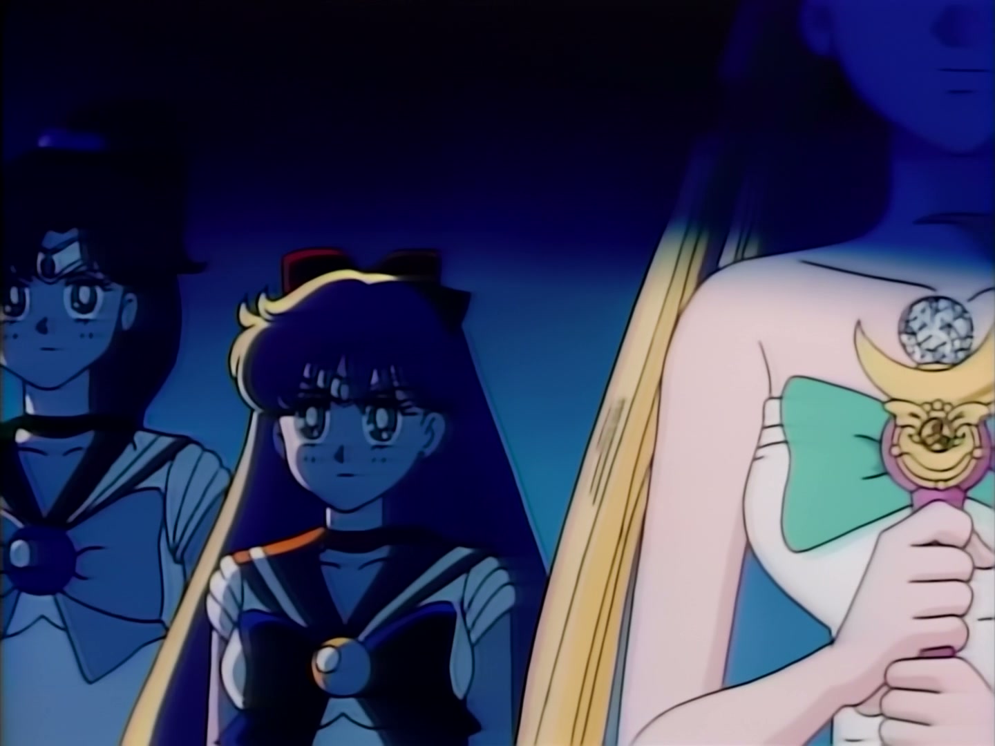Sailor Moon Ep 89: Usagi and the Girls' Resolve! Prelude to a New Battle @ 00:04:27