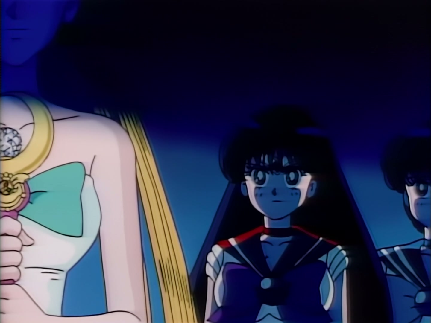 Sailor Moon Ep 89: Usagi and the Girls' Resolve! Prelude to a New Battle @ 00:04:31