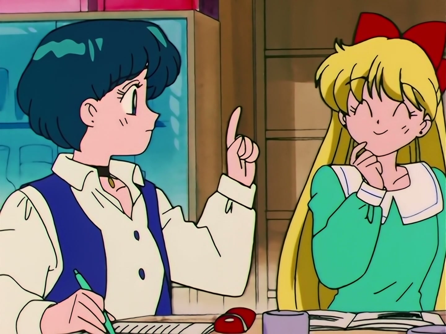Sailor Moon Ep 90: Premonition of World's End? The Appearance of Mysterious New Guardians @ 00:04:10