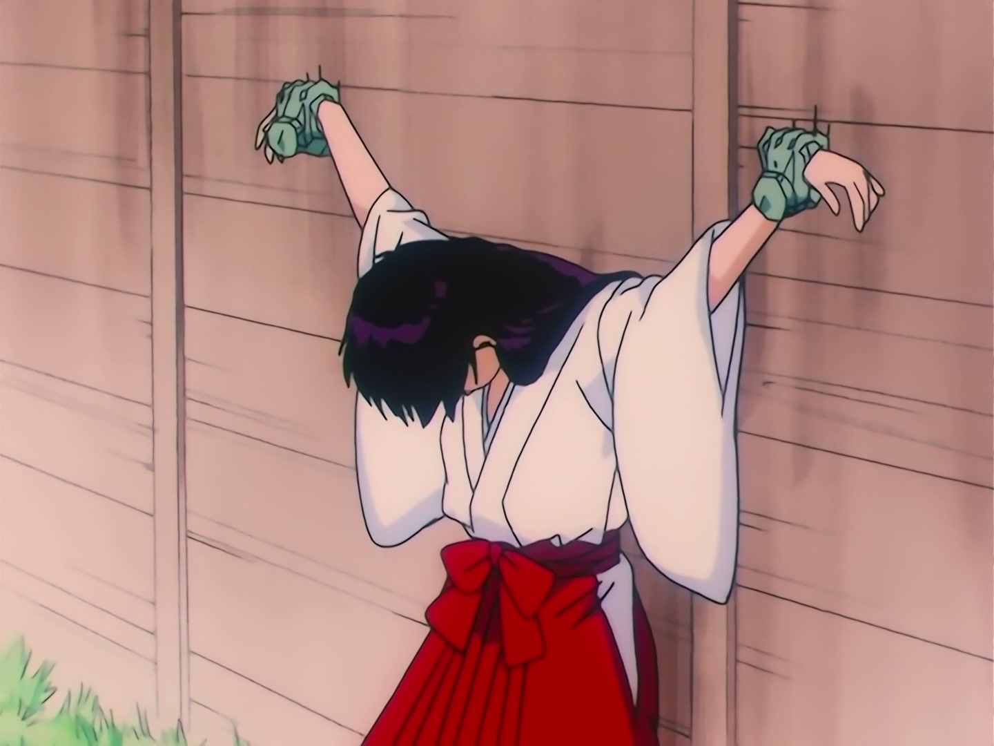 Sailor Moon Ep 90: Premonition of World's End? The Appearance of Mysterious New Guardians @ 00:18:32