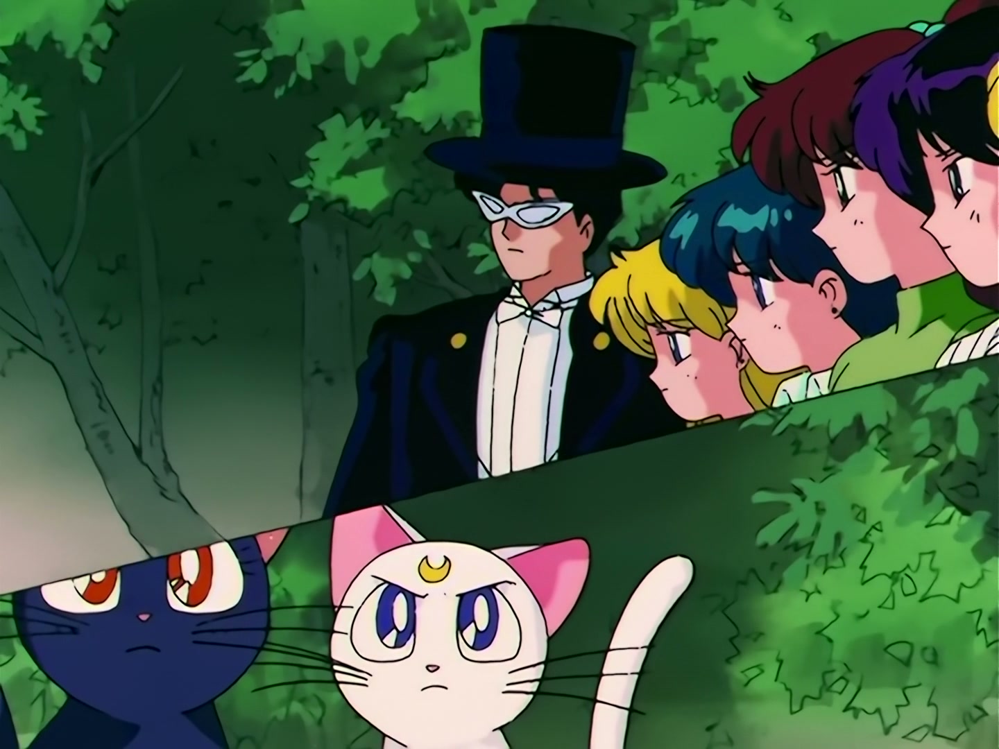 Sailor Moon Ep 90: Premonition of World's End? The Appearance of Mysterious New Guardians @ 00:21:56