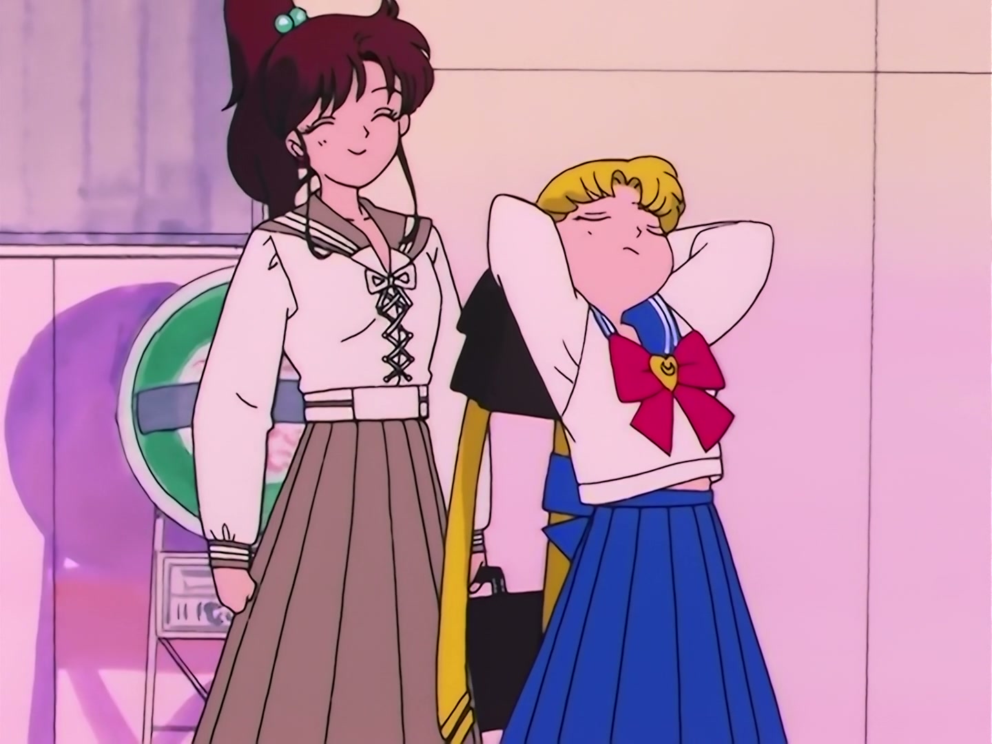 Sailor Moon Ep 96: Cold-Hearted Uranus? Makoto in Trouble @ 00:02:21