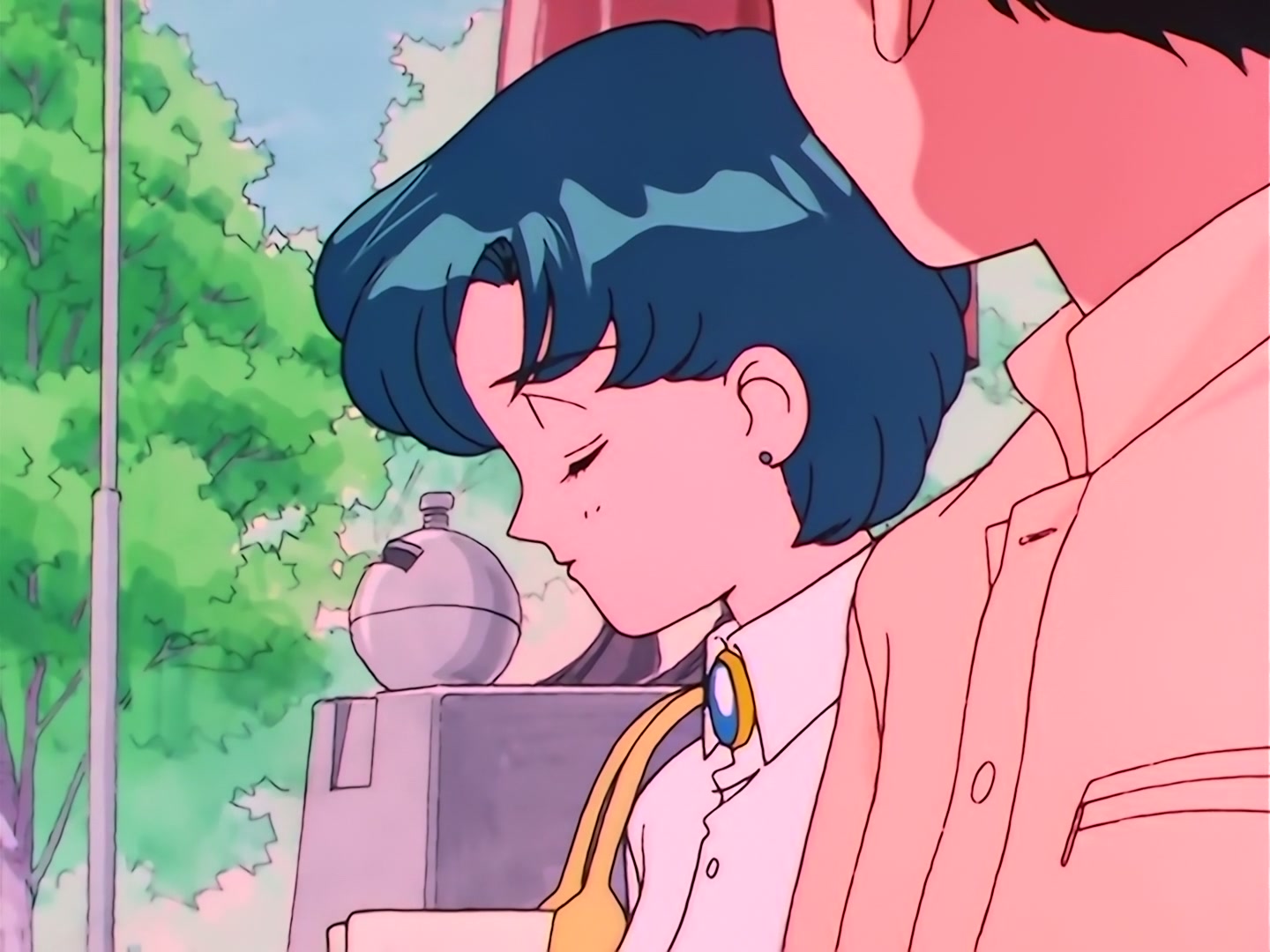 Sailor Moon Ep 97: The Labyrinth of Water! Ami Targeted @ 00:03:52