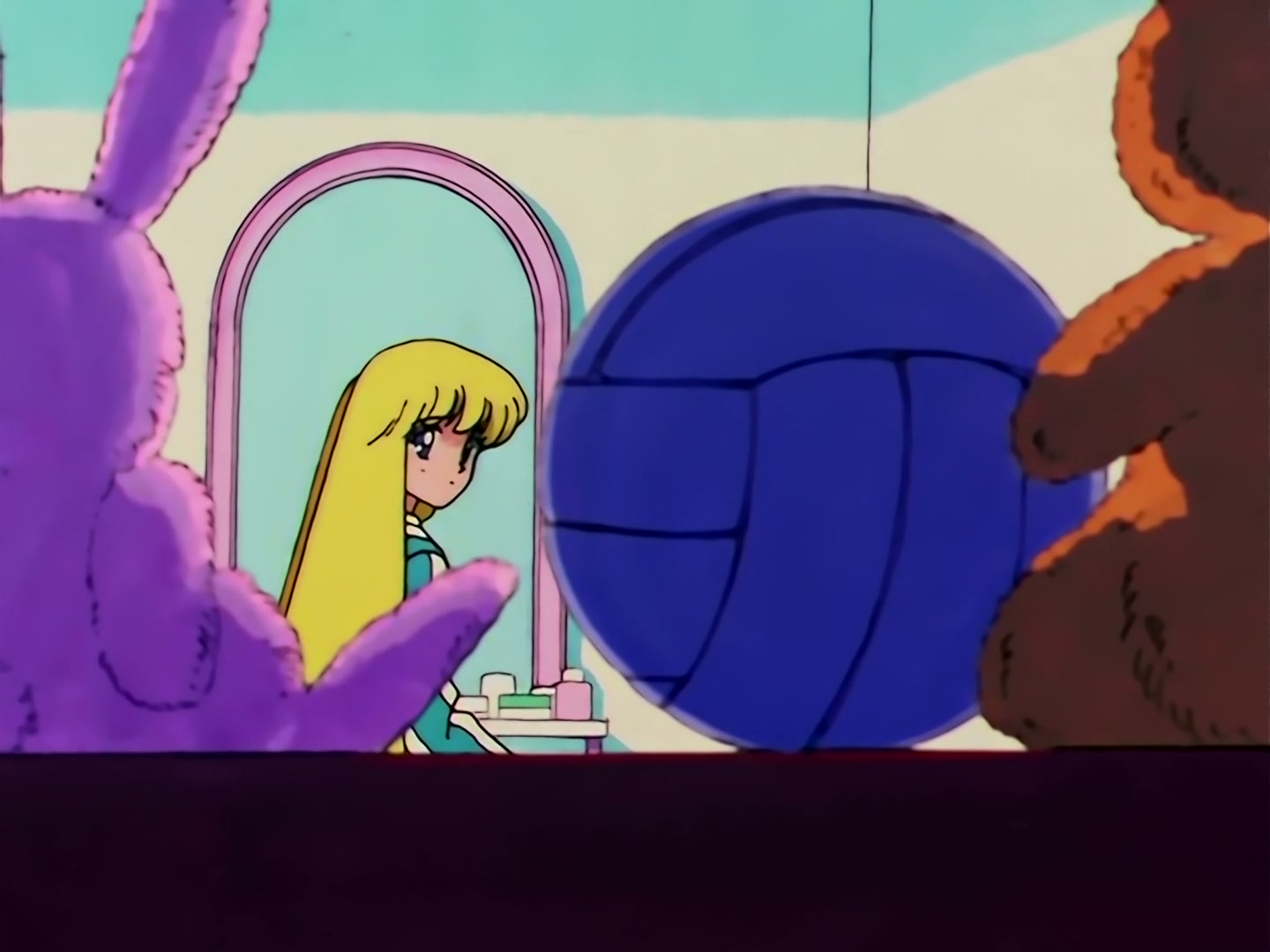 Sailor Moon Ep 100: I Want to Quit Being a Sailor Guardian: Minako's Dilemma @ 00:05:28
