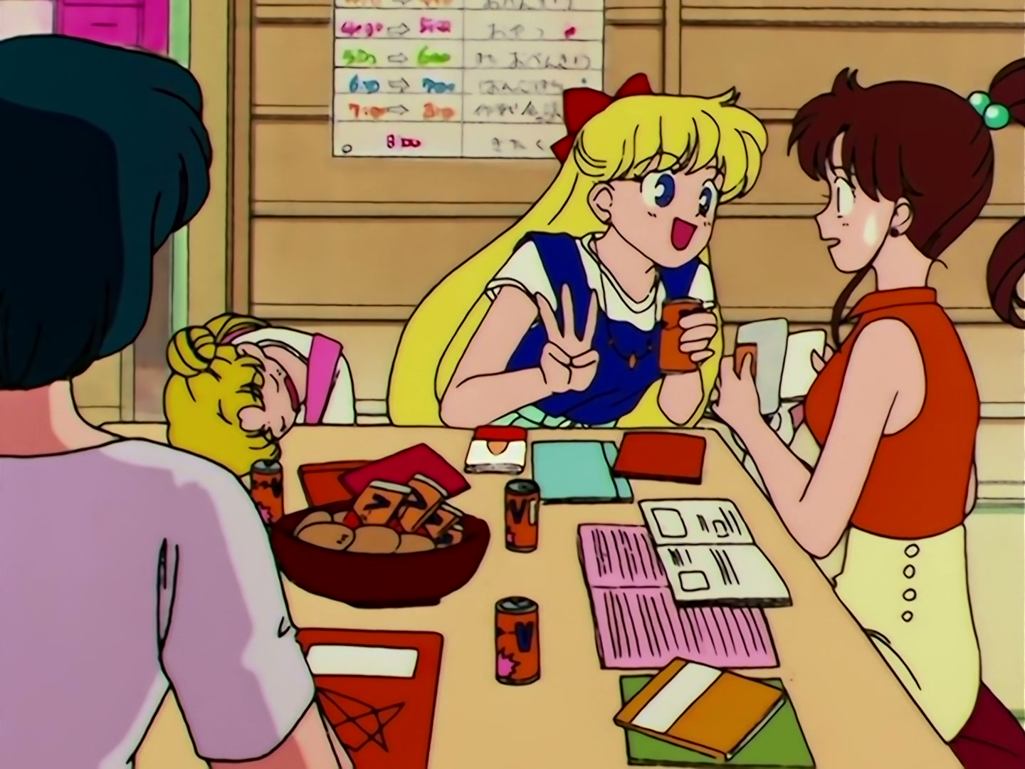 Sailor Moon Ep 100: I Want to Quit Being a Sailor Guardian: Minako's Dilemma @ 00:10:05