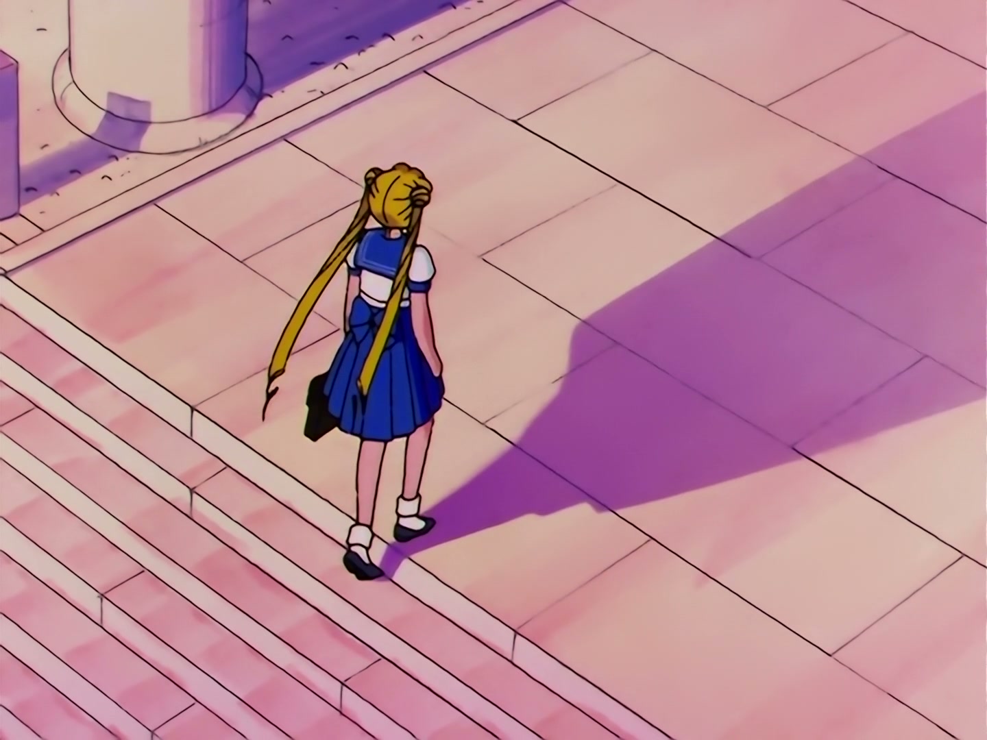 Sailor Moon Ep 101: Usagi in Tears! A Glass Slipper for My Birthday @ 00:08:25