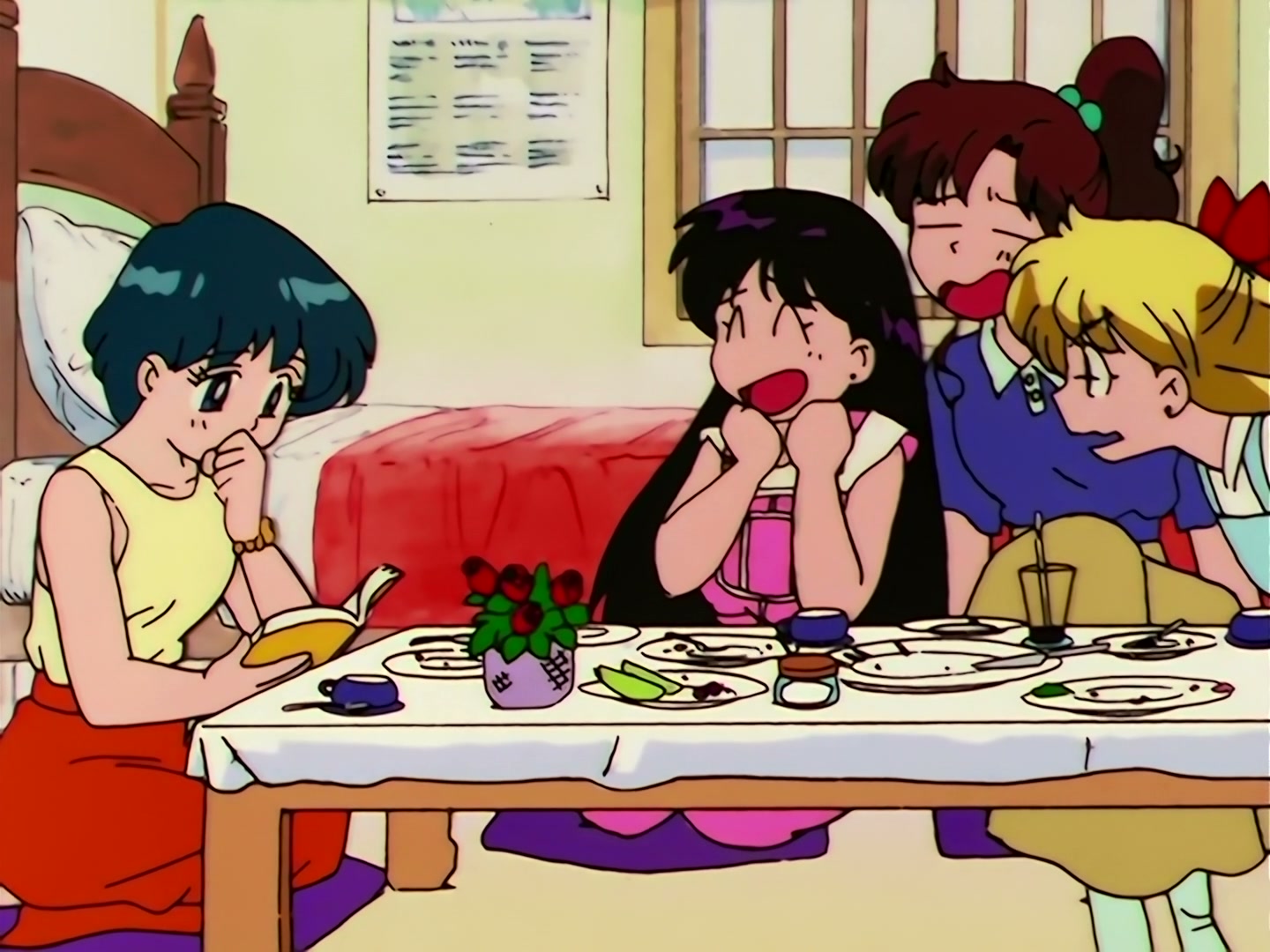 Sailor Moon Ep 101: Usagi in Tears! A Glass Slipper for My Birthday @ 00:19:15
