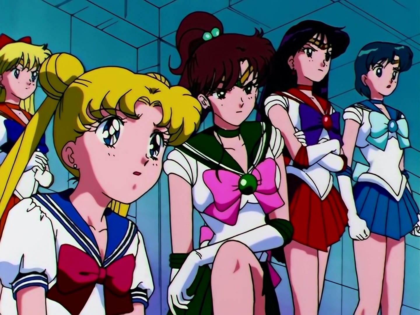 Sailor Moon Ep 102: The Stolen Pure Heart: Usagi's Crisis @ 00:02:43
