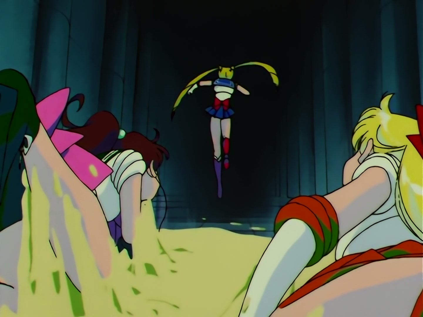 Sailor Moon Ep 111: The Holy Grail's Mystical Power! Moon's Double Transformation @ 00:08:43