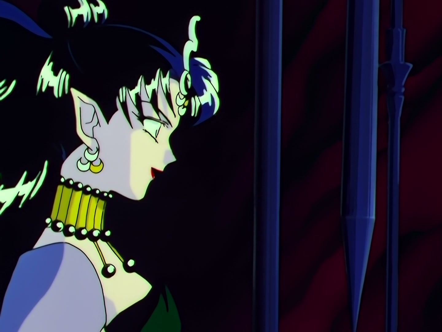 Sailor Moon Ep 163: Labyrinth of Mirrors: Chibi Moon Captured @ 00:04:59