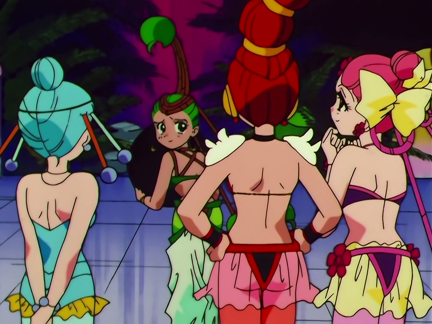 Sailor Moon Ep 163: Labyrinth of Mirrors: Chibi Moon Captured @ 00:10:33