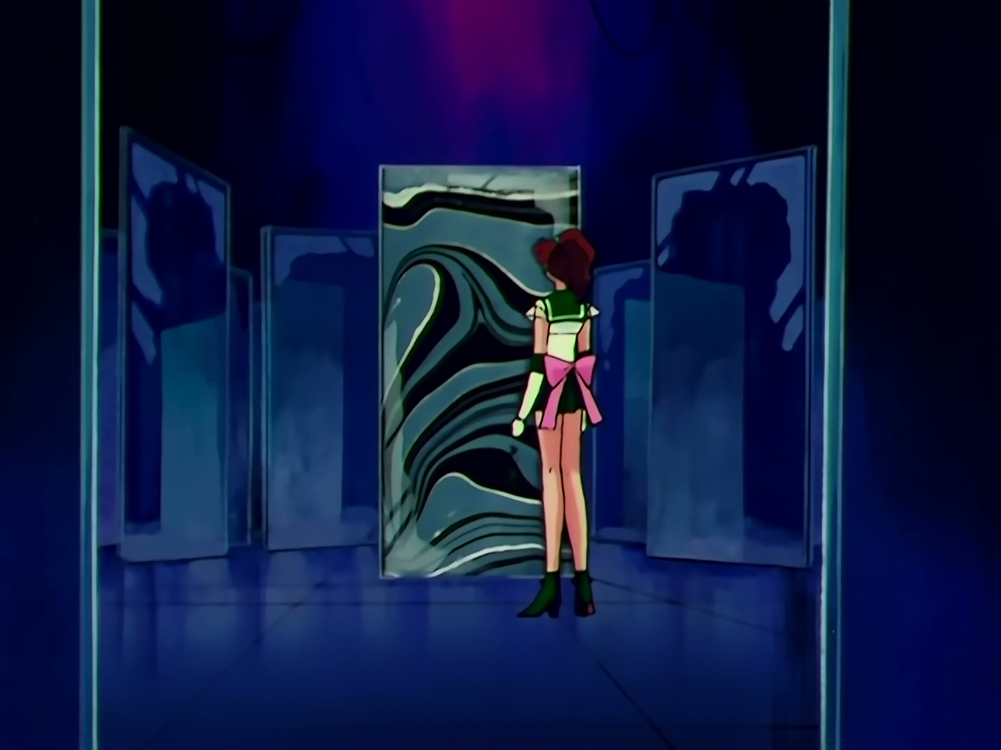 Sailor Moon Ep 163: Labyrinth of Mirrors: Chibi Moon Captured @ 00:13:54