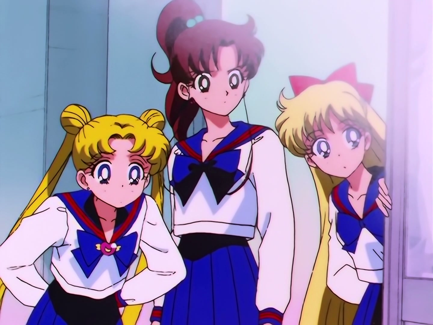Sailor Moon Ep 169: The Cursed Mirror! Mamoru Caught in a Nightmare @ 00:05:03