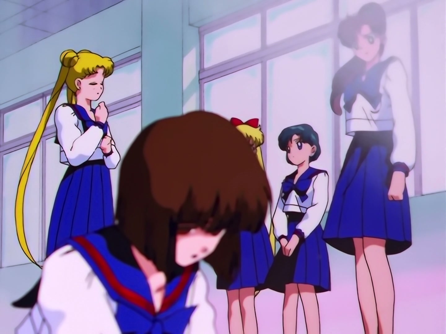 Sailor Moon Ep 169: The Cursed Mirror! Mamoru Caught in a Nightmare @ 00:06:38