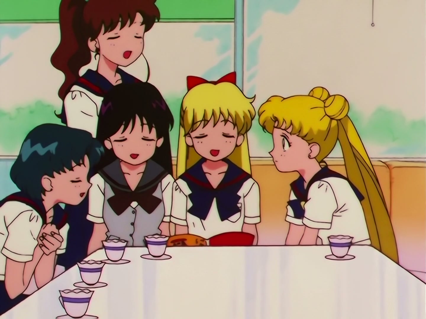 Sailor Moon Ep 180: Calling of the Shining Stars: Enter Haruka and Michiru @ 00:04:04