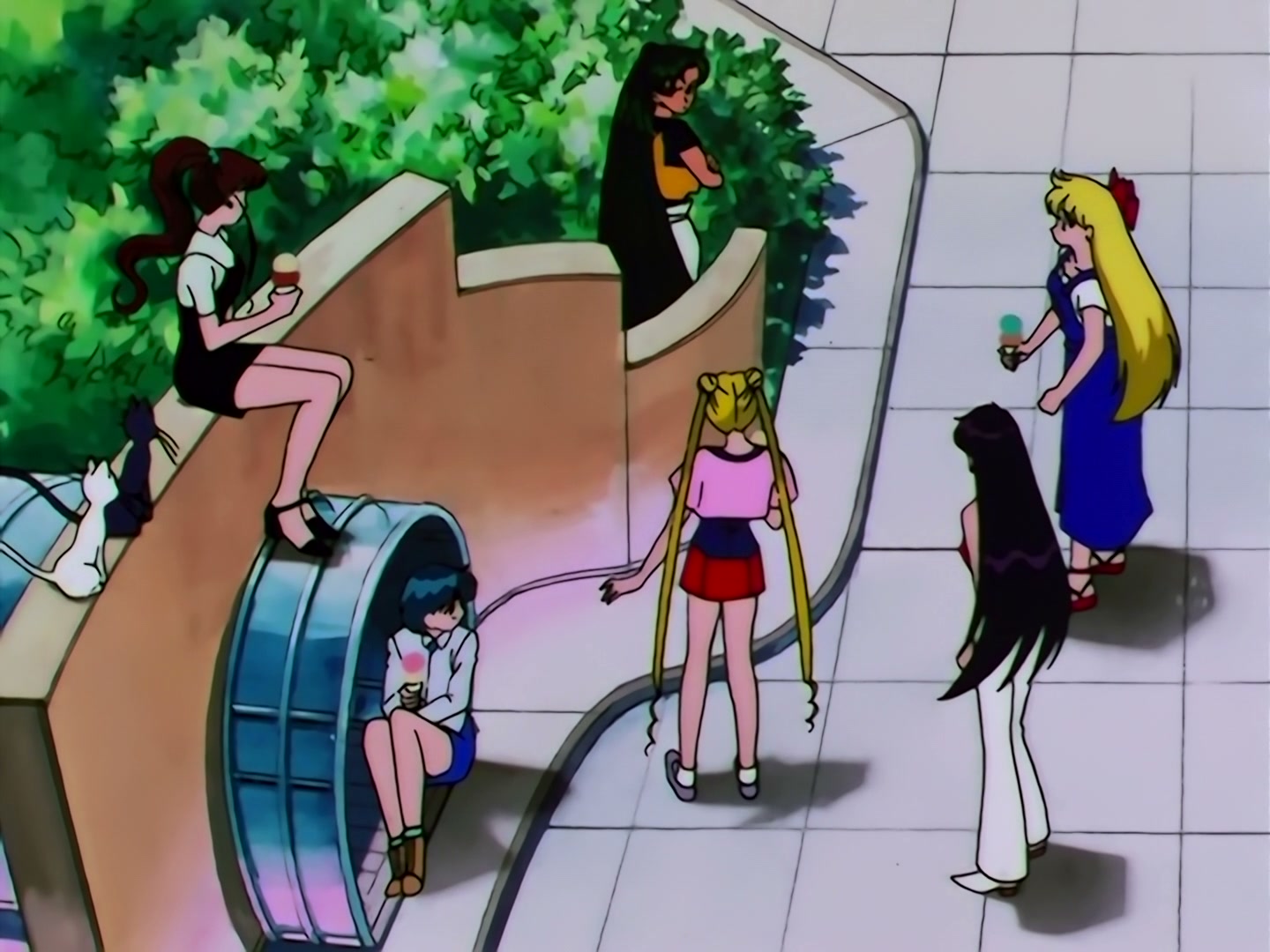 Sailor Moon Ep 182: Invaders from Outer Space: The Coming of Siren @ 00:05:38