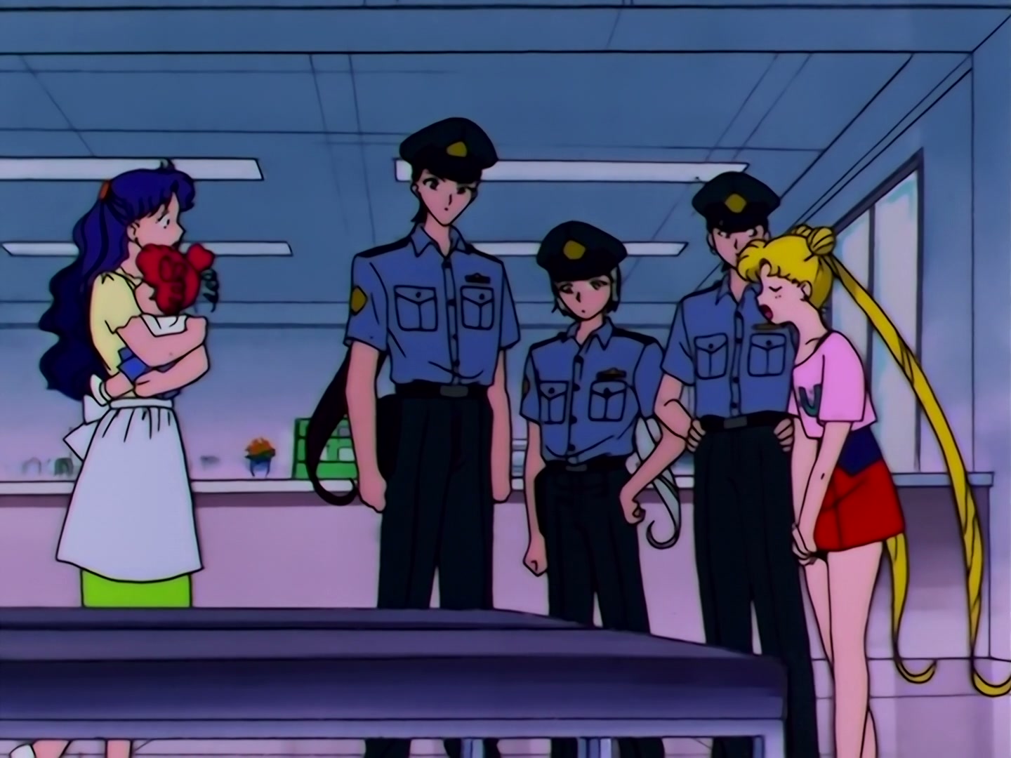 Sailor Moon Ep 182: Invaders from Outer Space: The Coming of Siren @ 00:14:24